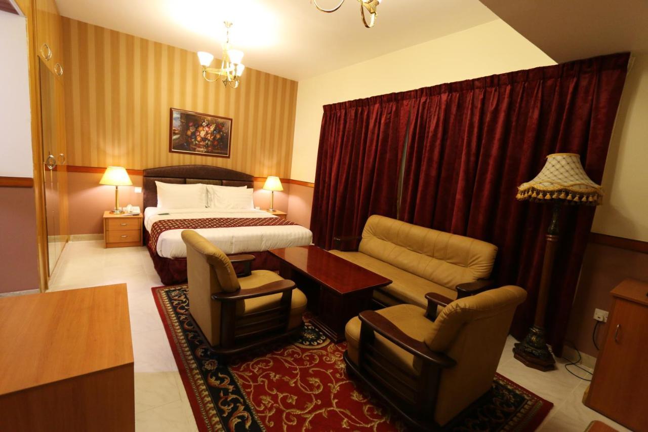 New California Hotel Dubaj Zewnętrze zdjęcie