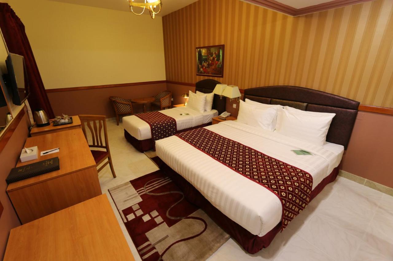 New California Hotel Dubaj Zewnętrze zdjęcie