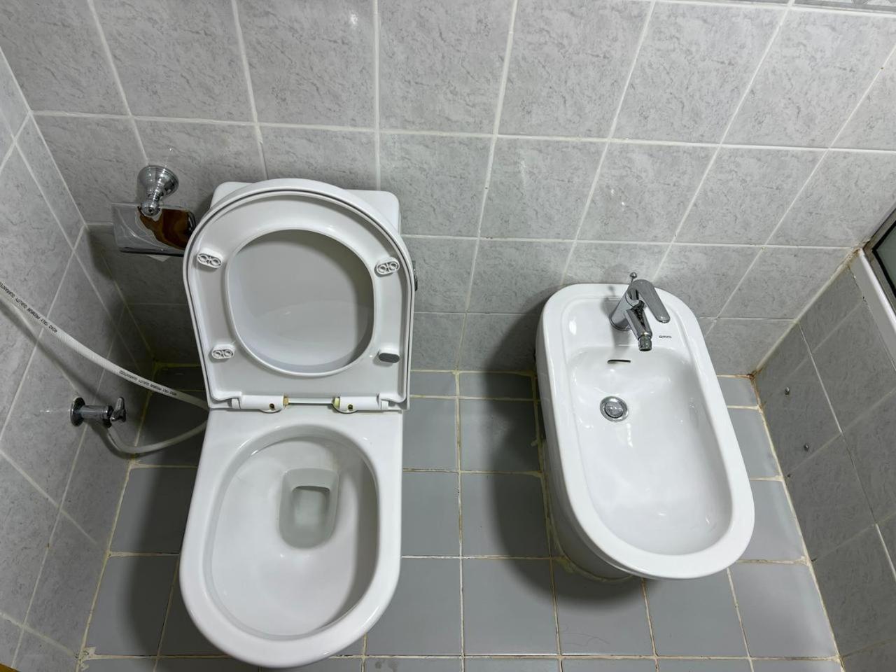 New California Hotel Dubaj Zewnętrze zdjęcie