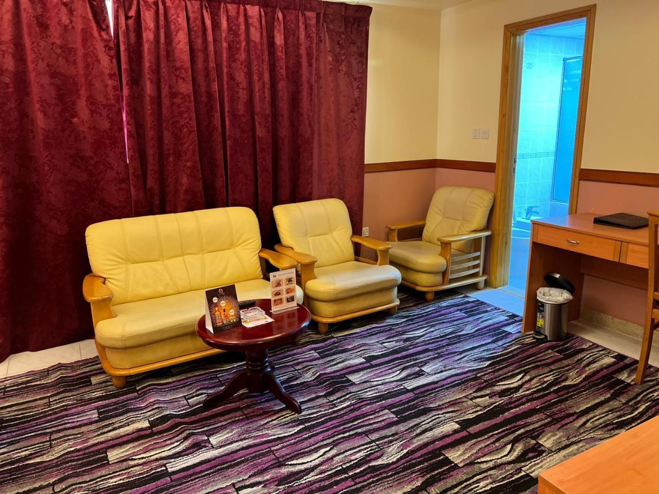 New California Hotel Dubaj Zewnętrze zdjęcie
